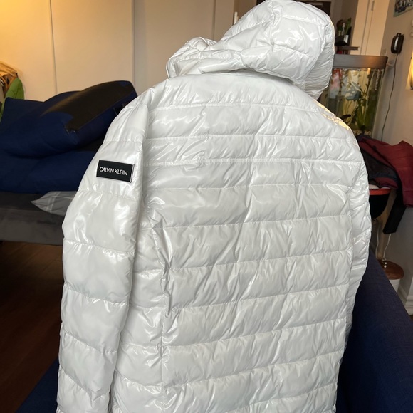 SOLD———Calvin Klein white puffer jacket - Picture 2 of 2